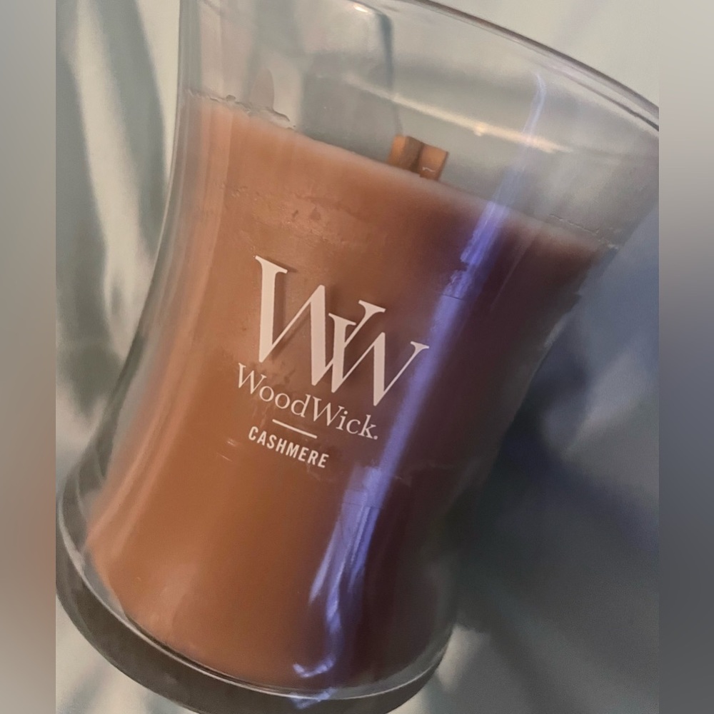 Cashmere Woodwick Candle WITH lid